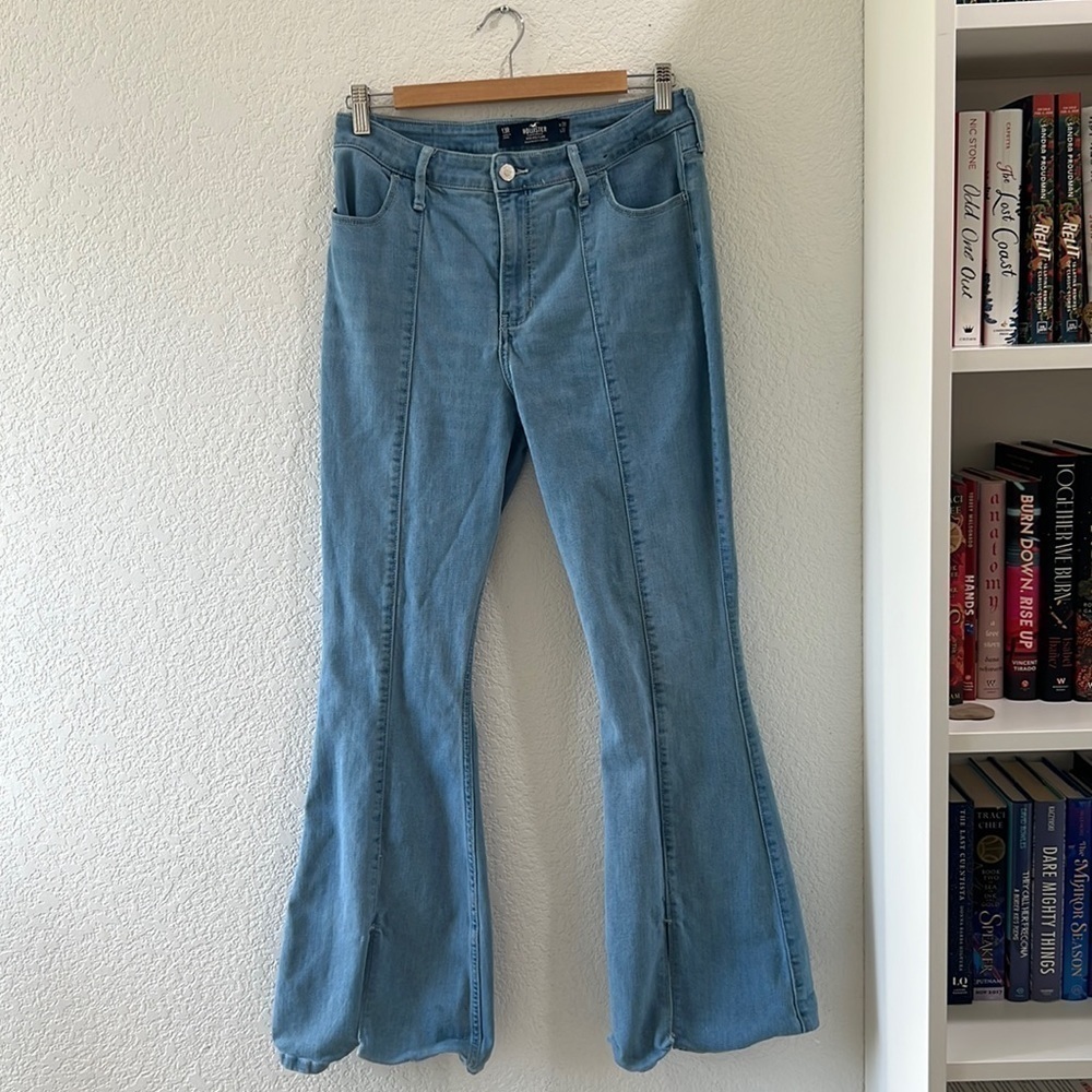 HOLLISTER Jeans Flare Junior's High Rise wide leg Stretch Light Wash Denim 13R